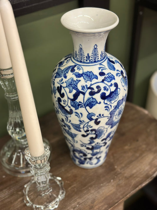 Vase bleu de Chine en porcelaine