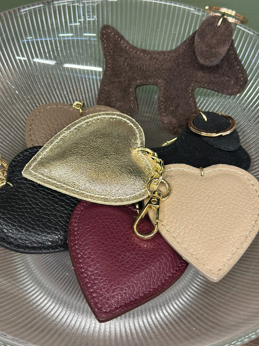 Porte clé en cuir - Coeur (plusieurs coloris)