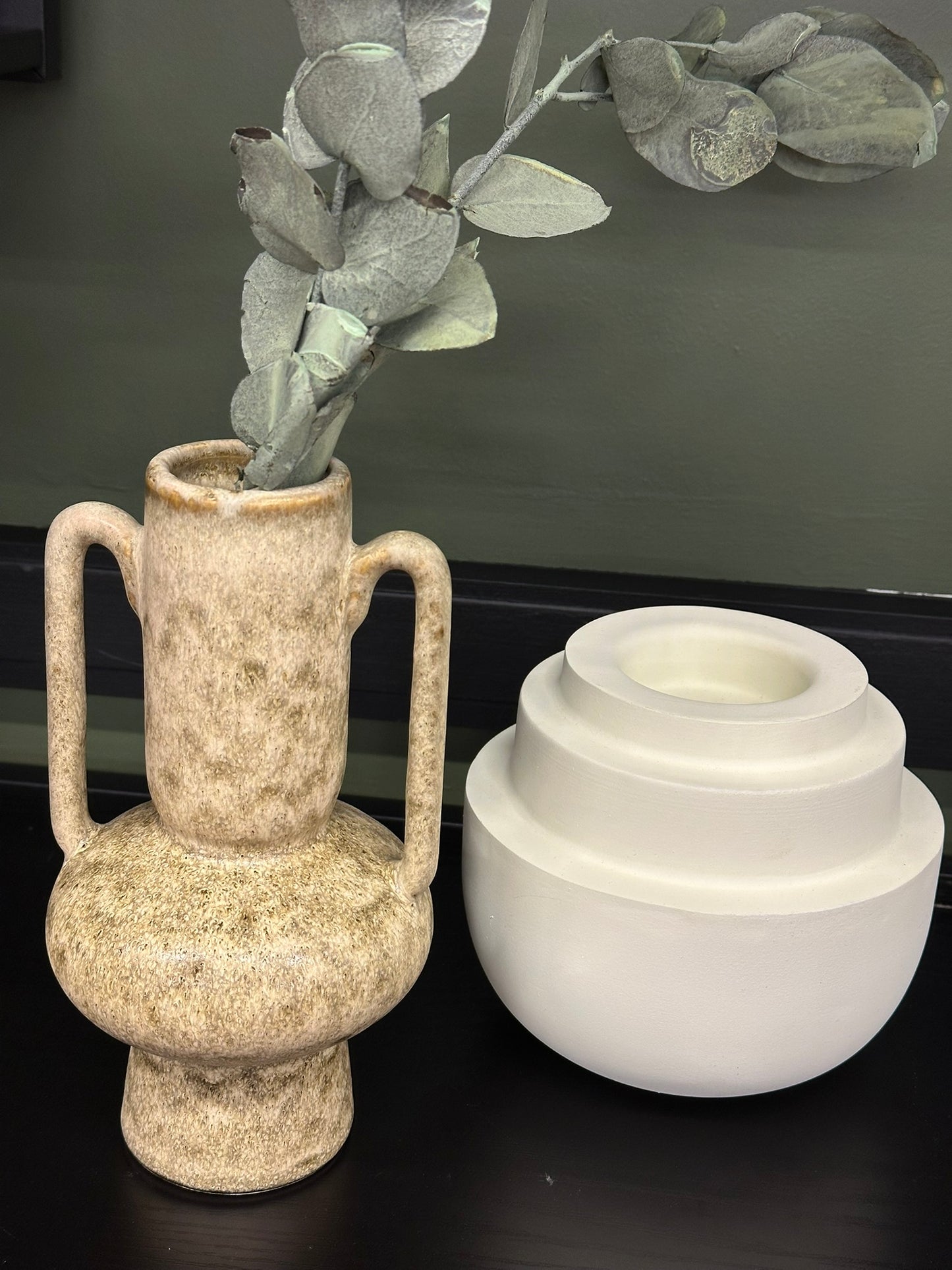 Vase vert double anses